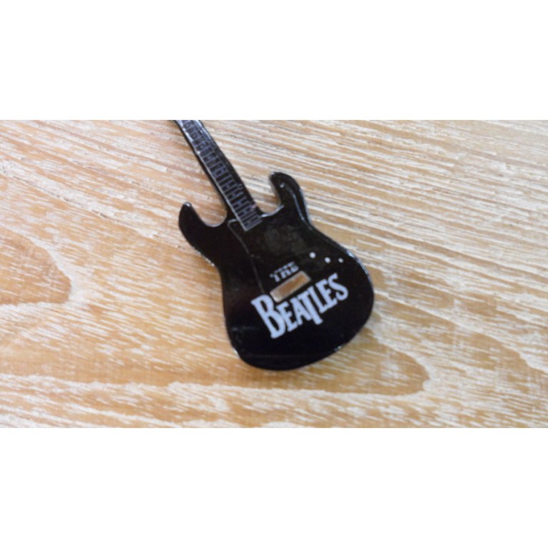 Porte clés noir guitare Beatles