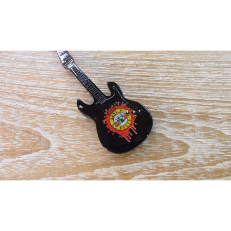Porte clés noir guitare Guns N' Roses