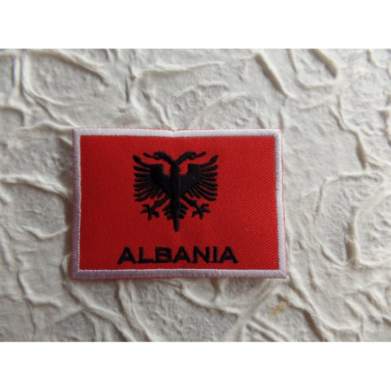 Ecusson drapeau Albanie