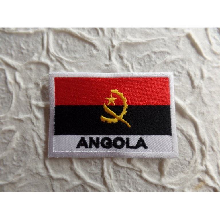 Ecusson drapeau Angola