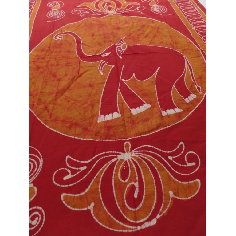 Tenture batik éléphant rouge