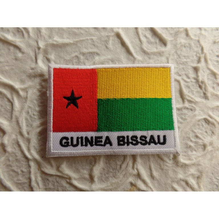 Ecusson drapeau Guinée Bissau 