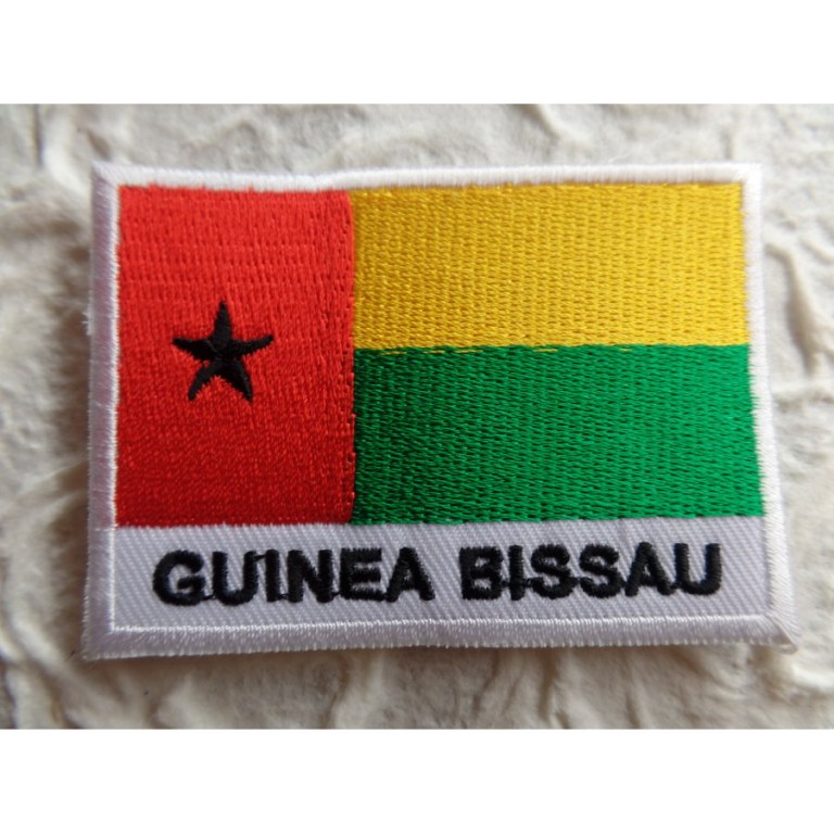 Ecusson drapeau Guinée Bissau 