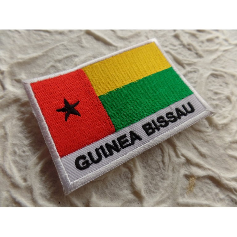 Ecusson drapeau Guinée Bissau 