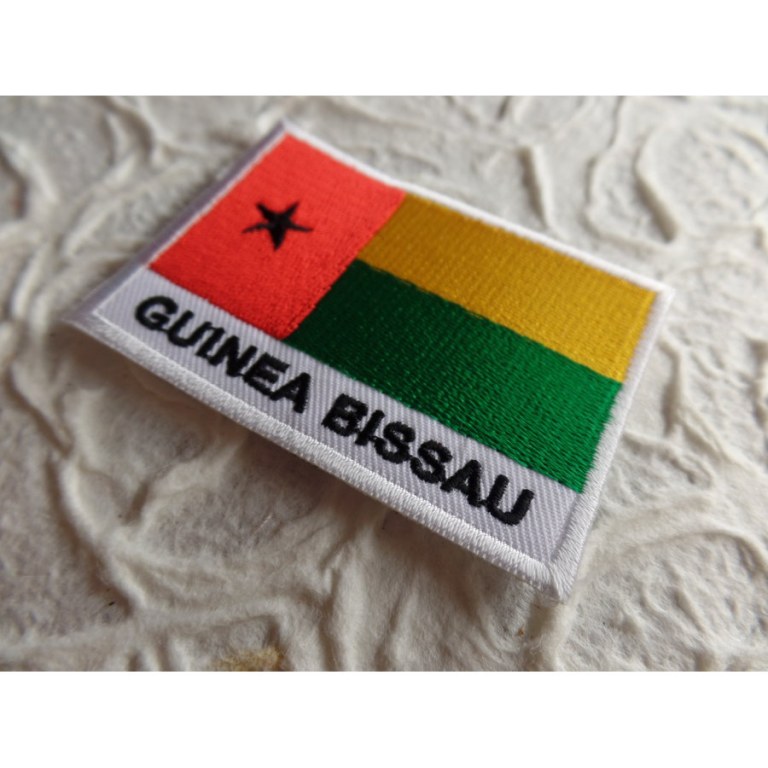 Ecusson drapeau Guinée Bissau 