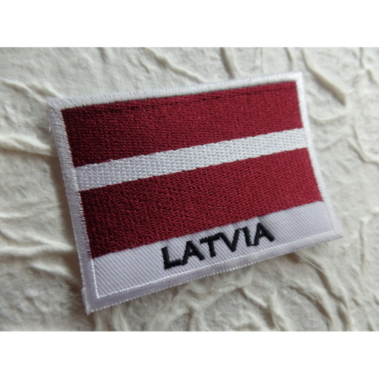 Ecusson drapeau Lettonie