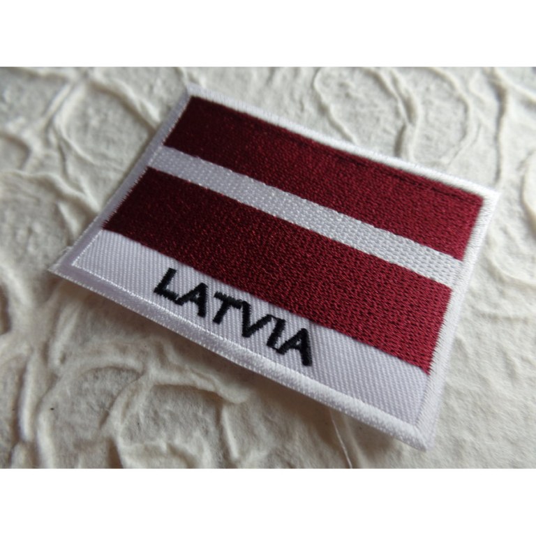 Ecusson drapeau Lettonie