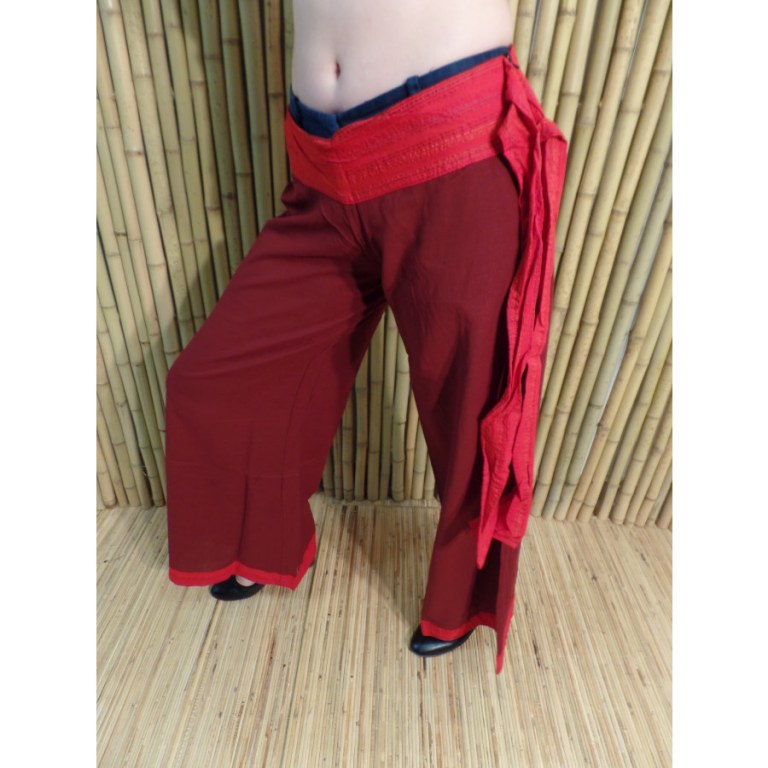 Pantalon Kaski bordeaux ceinture rouge