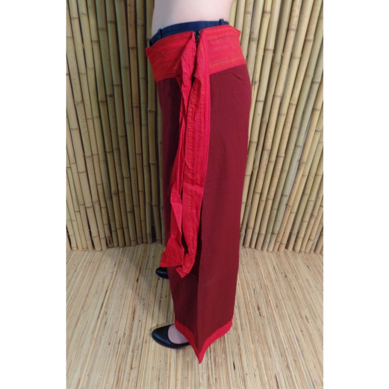 Pantalon Kaski bordeaux ceinture rouge