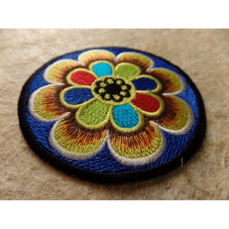 Patch fleur colorée