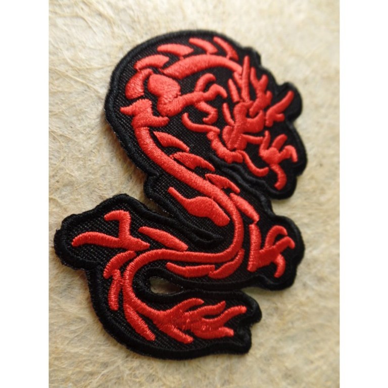 Patch dragon rouge