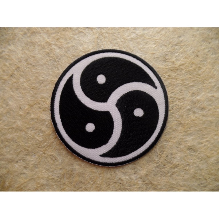 Patch triple yin yang