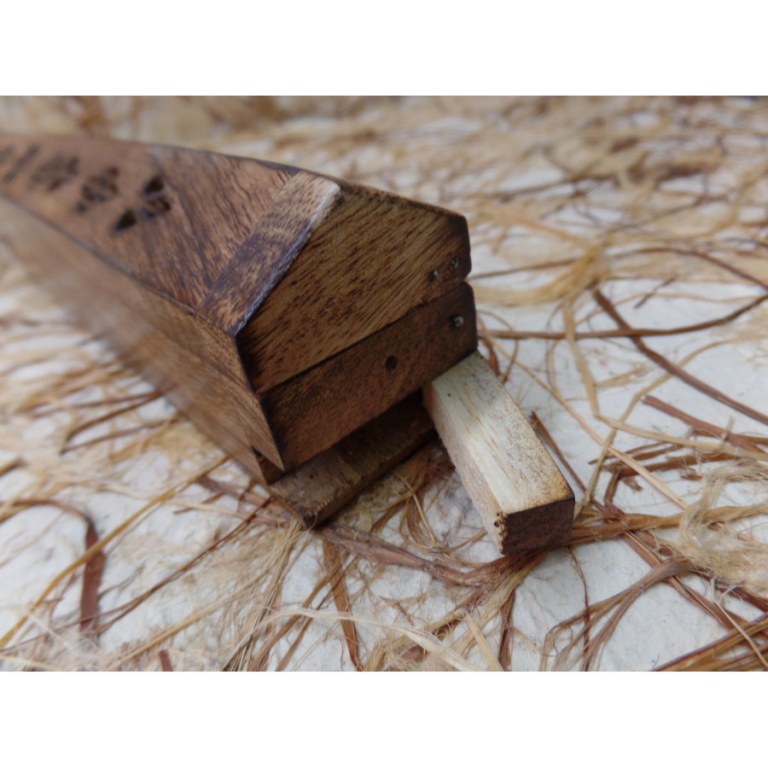 Boite coffre pyra porte encens bois 