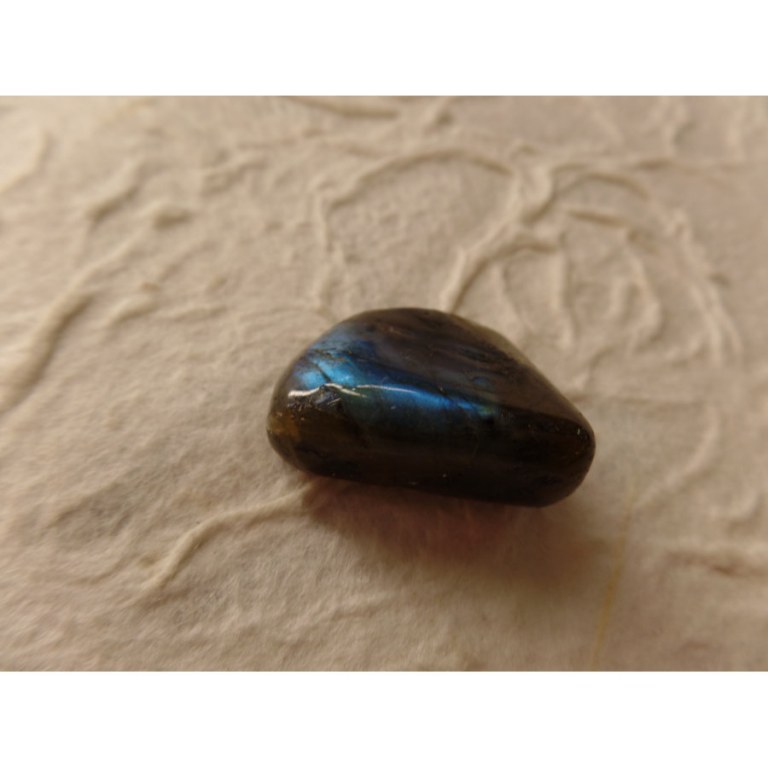 Labradorite 2