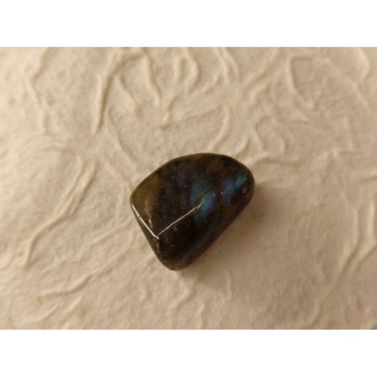 Labradorite 2