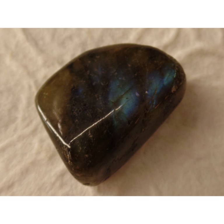 Labradorite 2