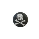 Badge profil tête de mort pirate