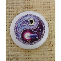 Badge dauphins  yin yang