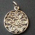 Pendentifs Bouddha et objets bouddhistes