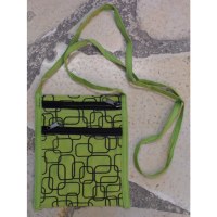 Sac passeport motif géo vert