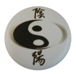 Badge Yin Yang Ovale blanc