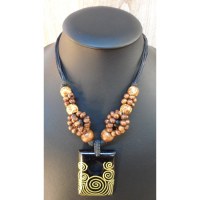 Collier pendentif rectangle et spirale