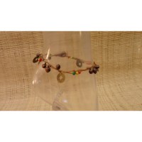Bracelet de cheville beige sapèques et perles de couleur