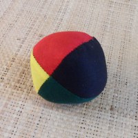 Balle de jonglage couleur rasta