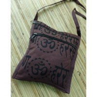 Sac passeport marron sanscrit Aum