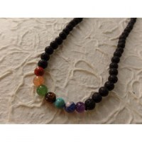 Mala perles 7 chakras pompon noir