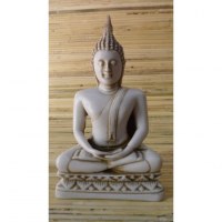 Bouddha blanc sur son trône en méditation