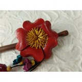 Pic cheveux anémone rouge coquelicot