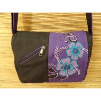 Sac fourre tout noir rabat violet