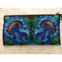 Grande trousse brodée Paï fleurs bleues