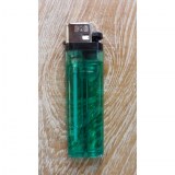 Briquet plastique vert