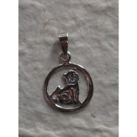 Pendentif rond chat assis