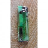 Briquet lampe vert