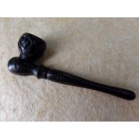 Pipe sculptée en bois Ilango