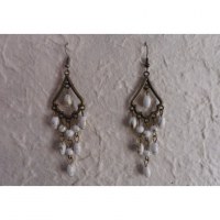 Pendants d'oreilles Yanisa blanches