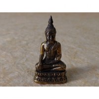 Miniature dorée Bouddha Bhumisparsa coiffe flamme