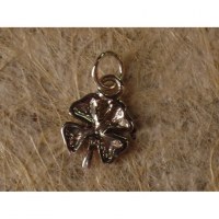 Pendentif trèfle à 4 feuilles