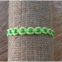 Bracelet flashy vert/jaune macramé 1