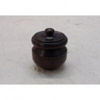 Mini-boîte en bois joli pot