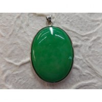 Cabochon jade vert vif