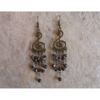 Pendants d'oreilles phelng noirs/blancs