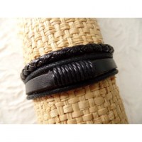 Bracelet multirangs cuir noir