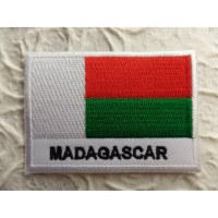 Ecusson drapeau Madagascar